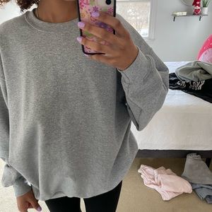 grey gildan crewneck